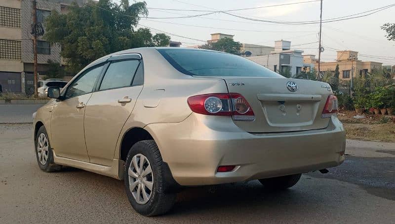 Toyota Corolla GLI 2010 3