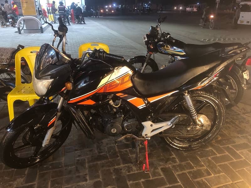 HONDA CB150 F 3