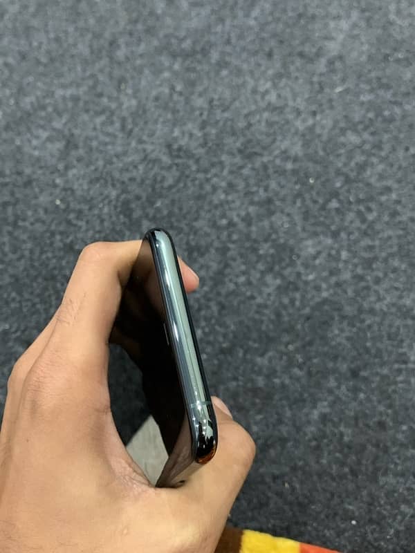 Iphone 11 Pro Max 5