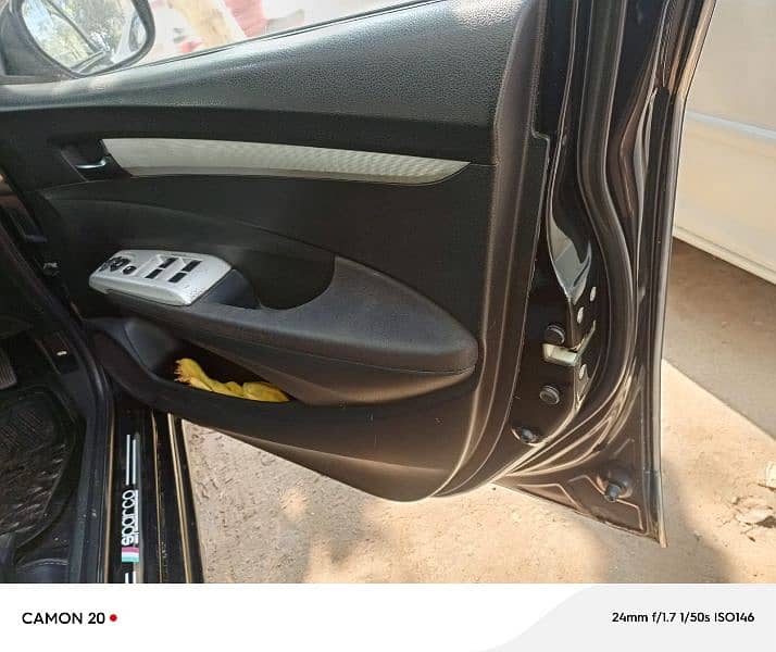 Honda City IVTEC 2010 Exchange possible 16