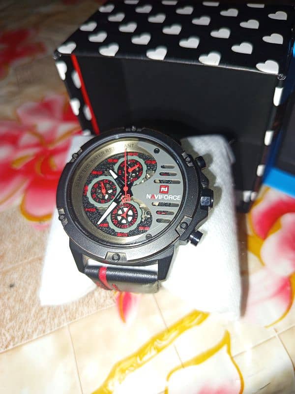 Brand new watch ( NAVIFORCE) 2