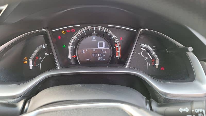 Honda Civic Oriel 1.8 i-VTEC CVT 12