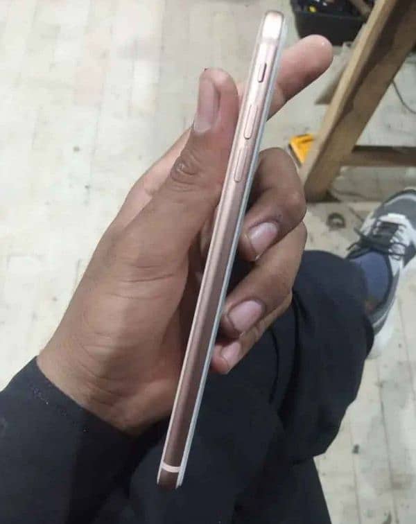 iphone 8 plus non PTA 2