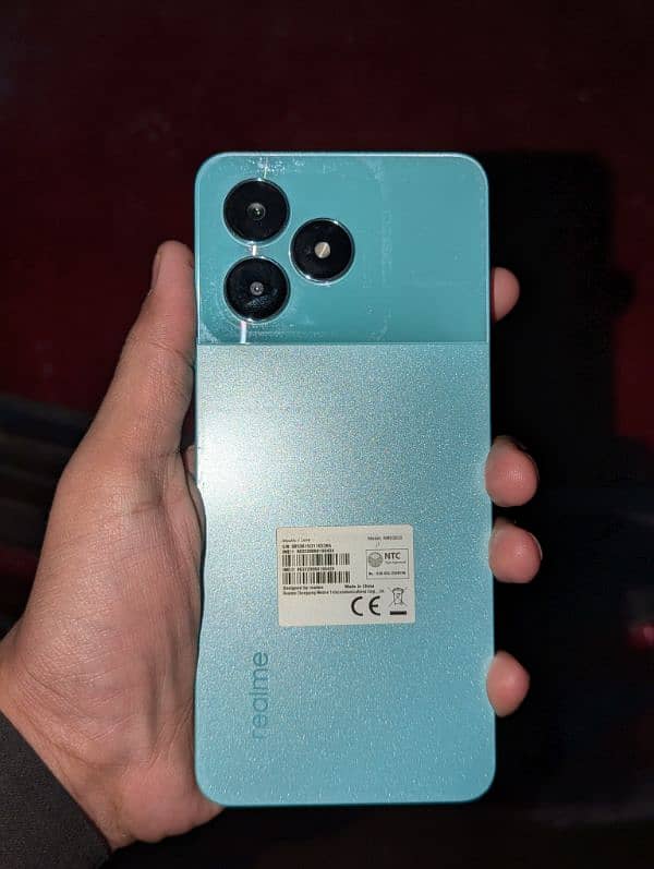 realme C51 0