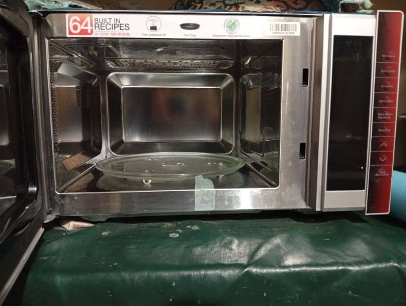 Microwave oven 2