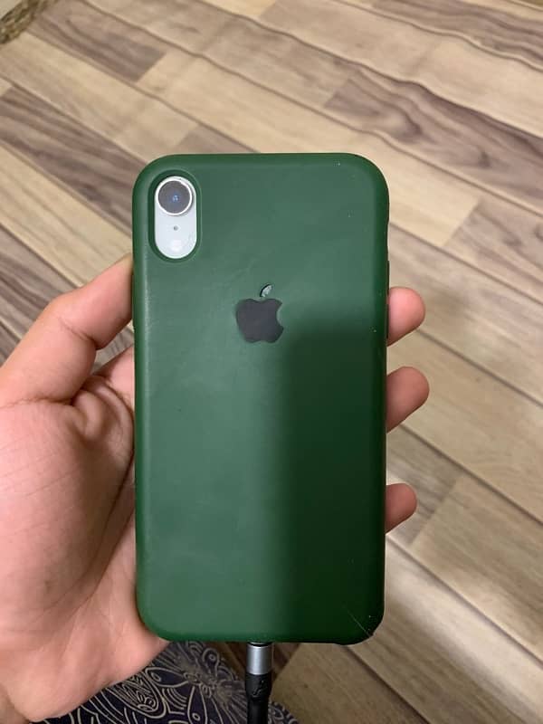 iphone xr (fu back broken) 6