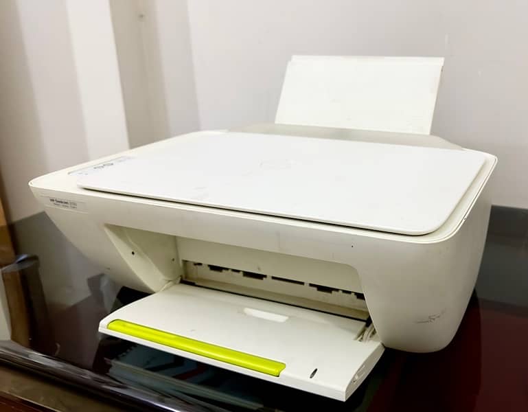 HP Deskjet 2130 (without cartridges) 2