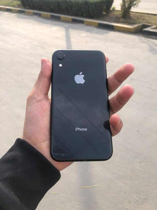 iphone xr 64gb non pta waterpack 80 health 10/9.5 y 0