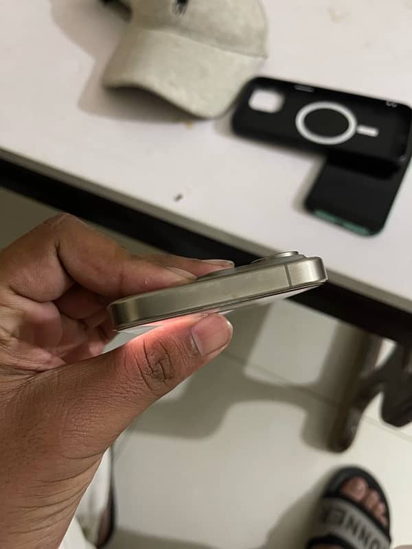 iphone 15 pro natural titanium 3