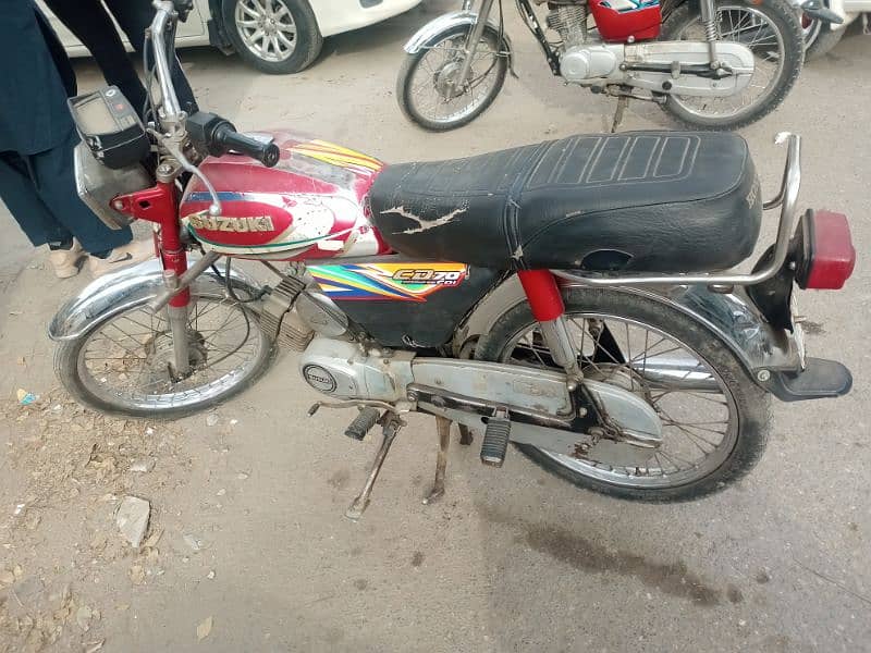 Suzuki shugun 100cc Islamabad number 2003 registered 2019 1