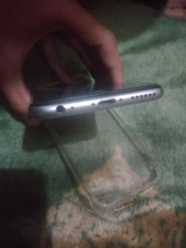 Apple Iphone 6 Non PTA with apple I'd and Cable 4