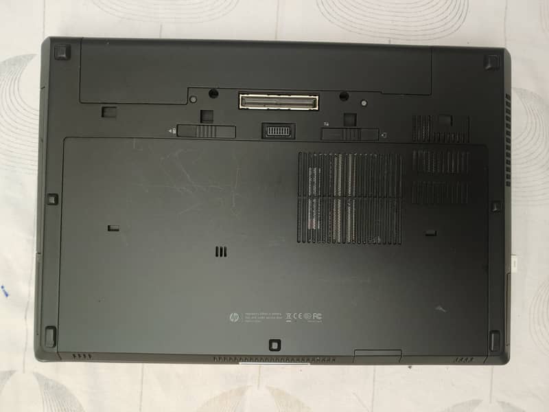 HP Elitebook 8570w (i7QM 8GB 128SSD 320GB HDD 2GB Nvidia) 4