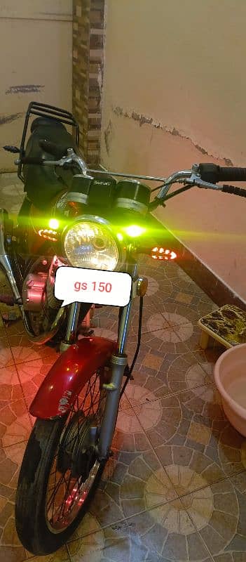 Suzuki gs 150 new bike hai all documents available biometric available 2