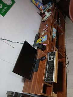 long computer table