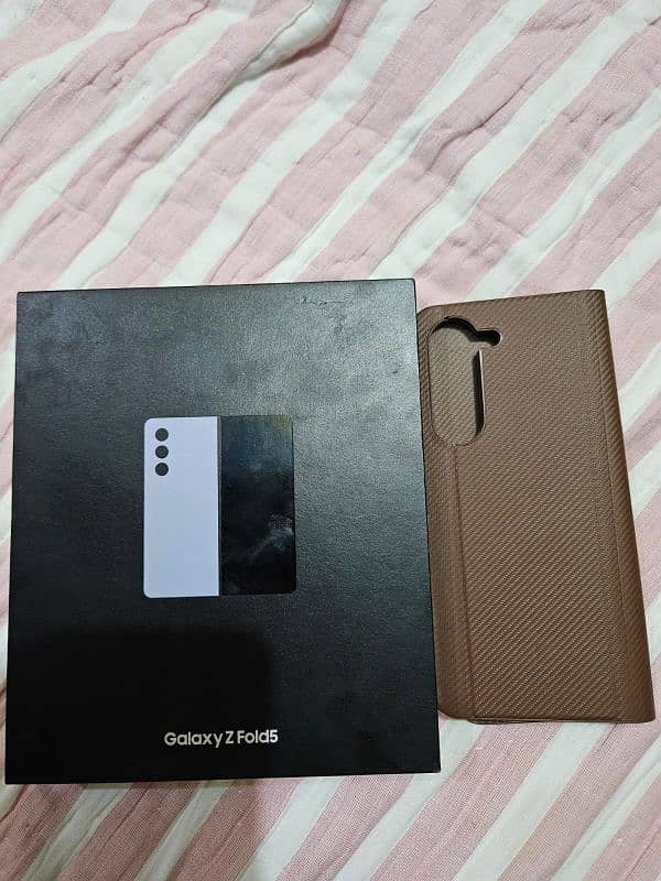 Samsung Z fold 5 for sale in excellent condition 2