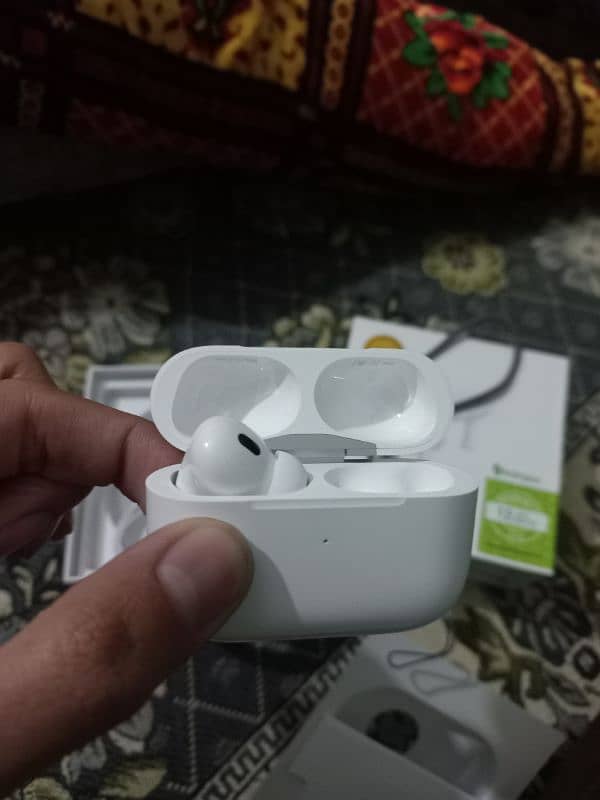 Airpods Pro 2nd Generation Copy Type-C Only Box Open with ANC 3