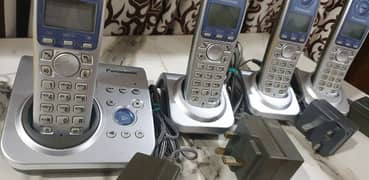 PANASONIC QUAD CORDLESS PHONE