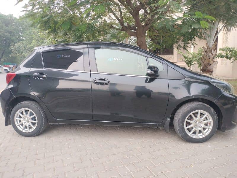 Toyota Vitz 2014 3