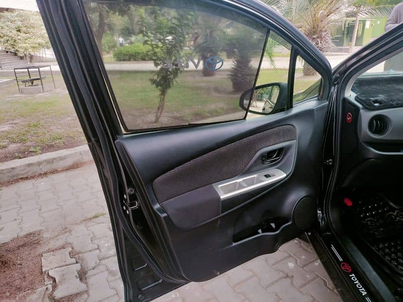 Toyota Vitz 2014 7