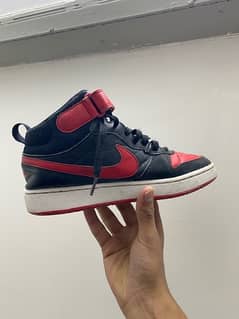 NIKE JORDAN