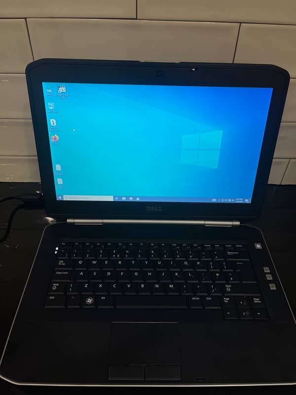 Laptop Dell 5