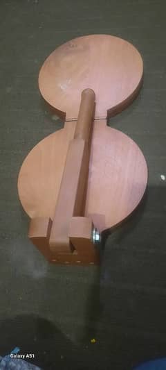 wooden roti maker