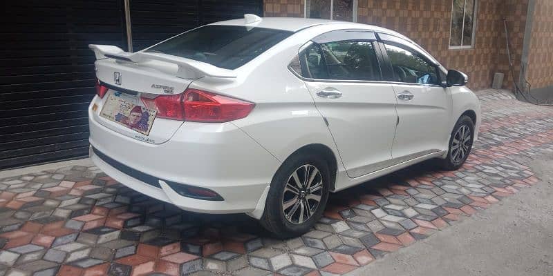 Honda City Aspire 2022 b2b original scrachless condition 36k millage 6