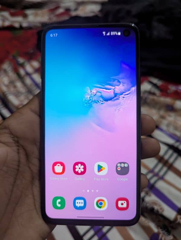 Samsung S10e 10by10 without any scratch urgent sale 0