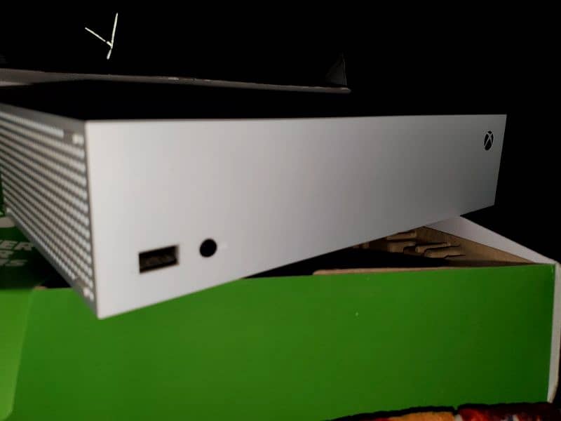 Xbox Series S ( White ) 512gb 3