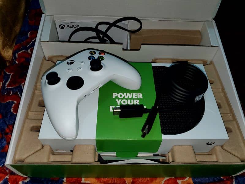 Xbox Series S ( White ) 512gb 7