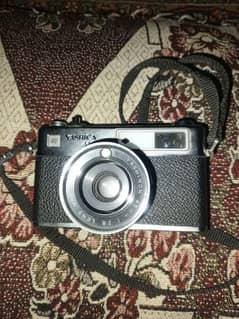 yashica mg-1