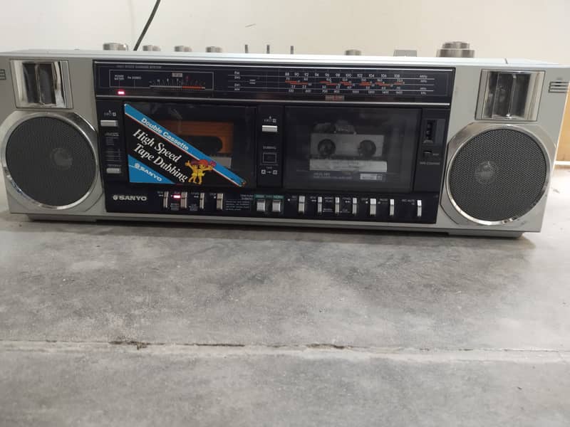 Sanyo Dual Cassette High speed tape dubbing 1