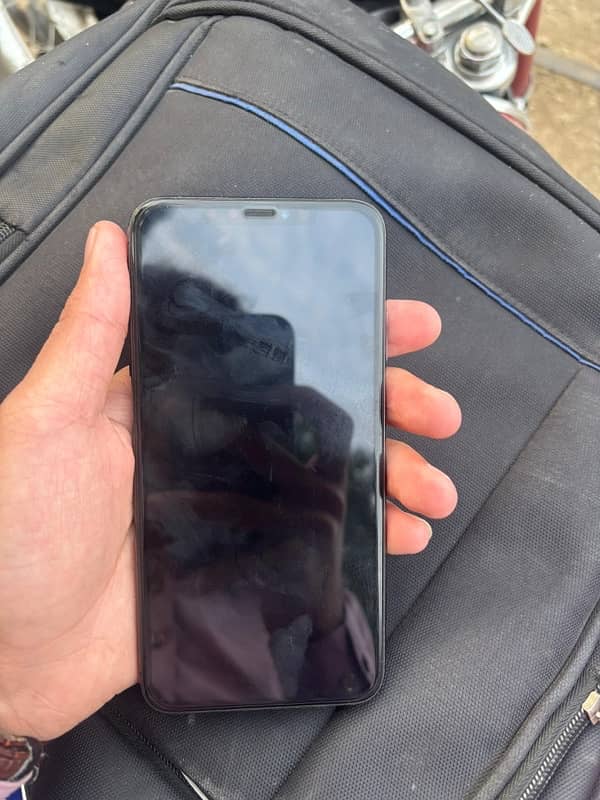 iphone xs max space black 8