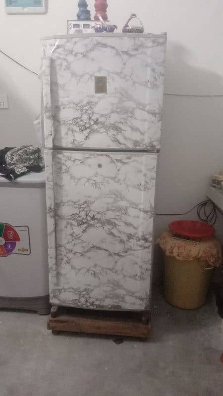 Dalwance fridge medium size 0