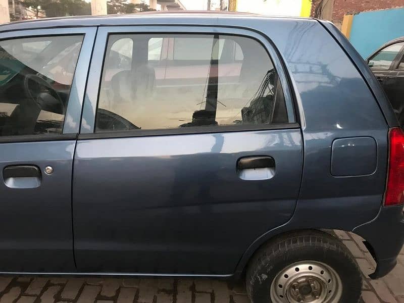 alto 1000cc new condition thori boht touching bki all ok 4