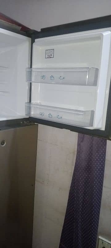 haeir fridge urgent sale 6