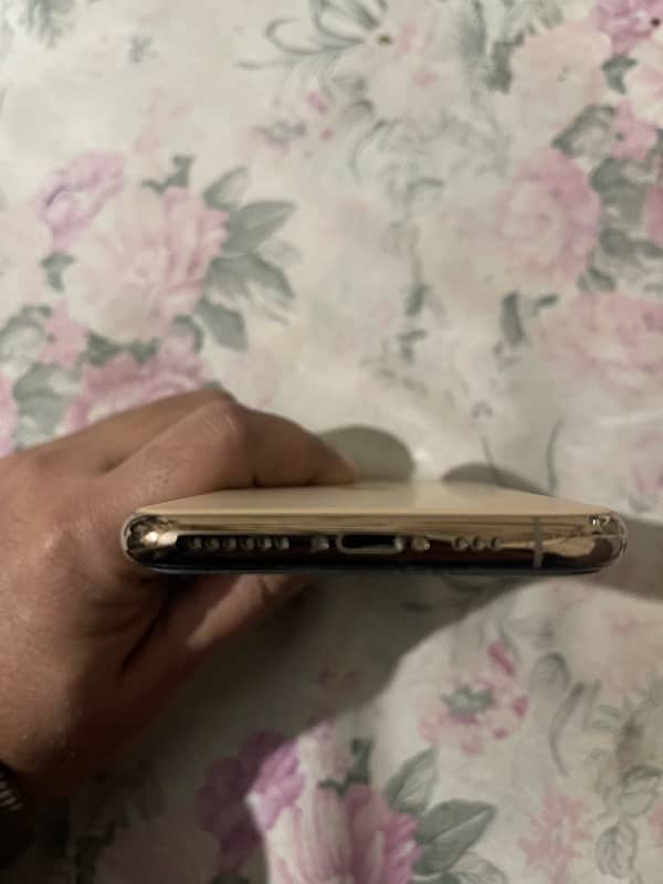 Iphone 11 Pro 256GB Pta Approved Dual Sim 4