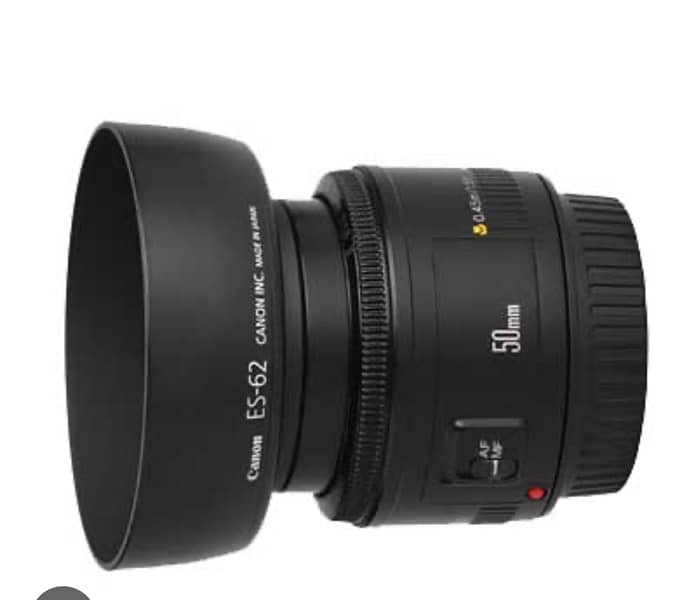 canon lens 50mm 1.8 with plastic folding hood 0