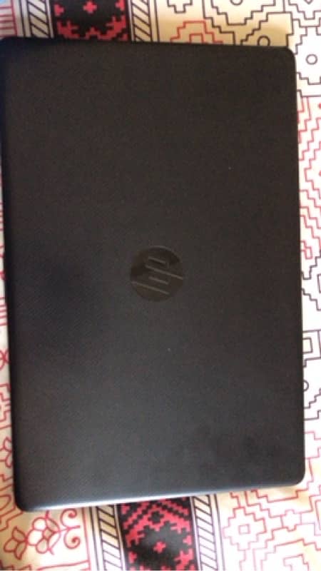 Hp windows 11, 8gb ram, 256gb ssd, amd rayzen 3 0