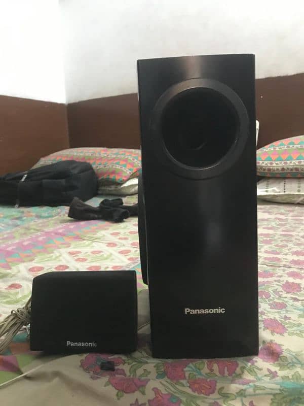 Panasonic woofer and one speaker original 2