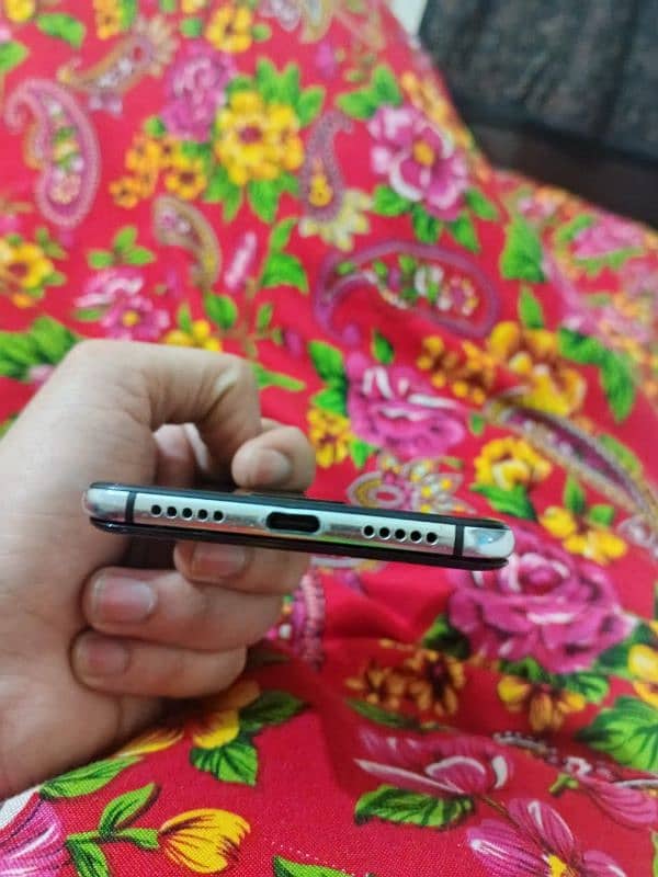 Huawei p20 pro 6/128 exchange possible 2