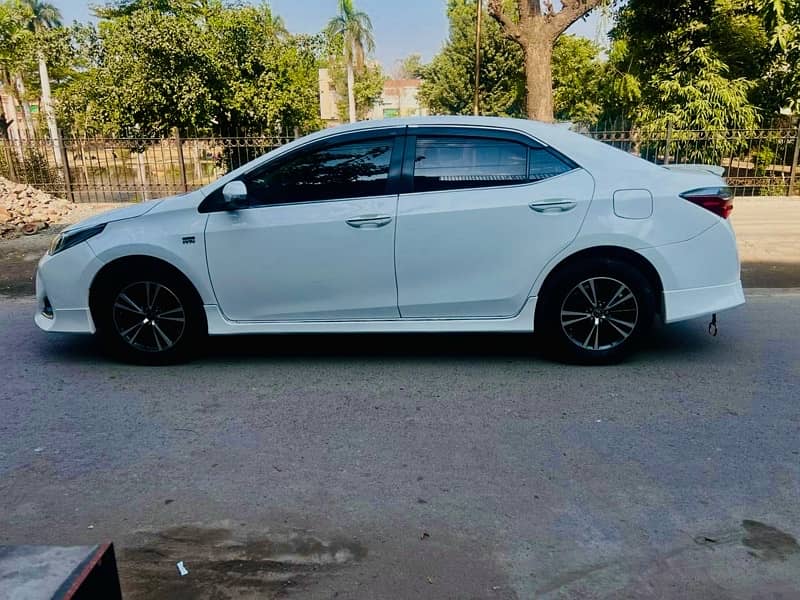 Toyota Altis Grande 2018 0