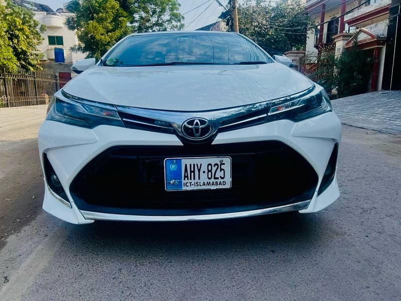 Toyota Altis Grande 2018 4