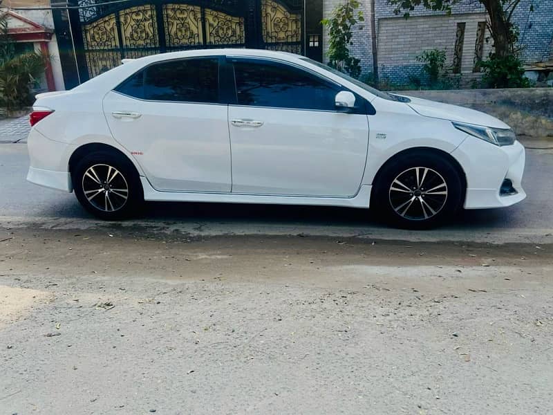 Toyota Altis Grande 2018 5