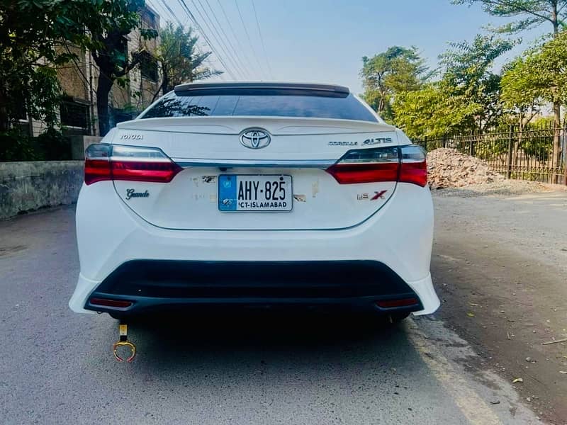 Toyota Altis Grande 2018 8