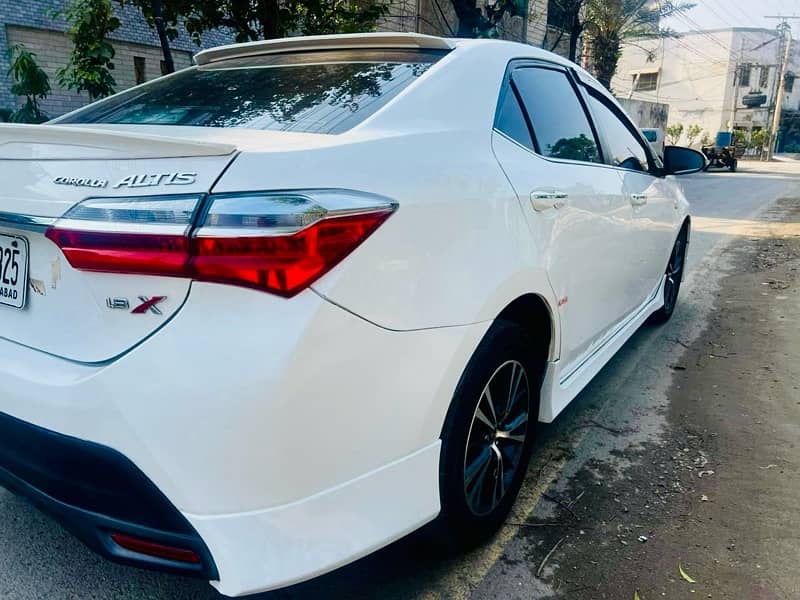 Toyota Altis Grande 2018 9