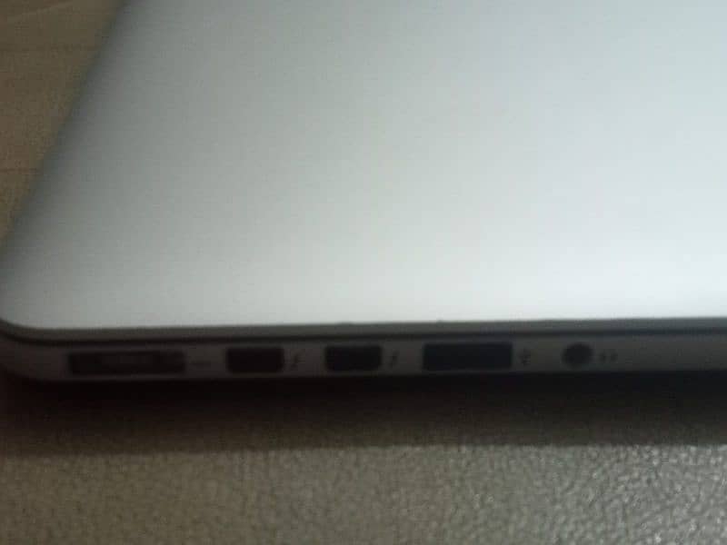 apple MacBook 2015 pro 1