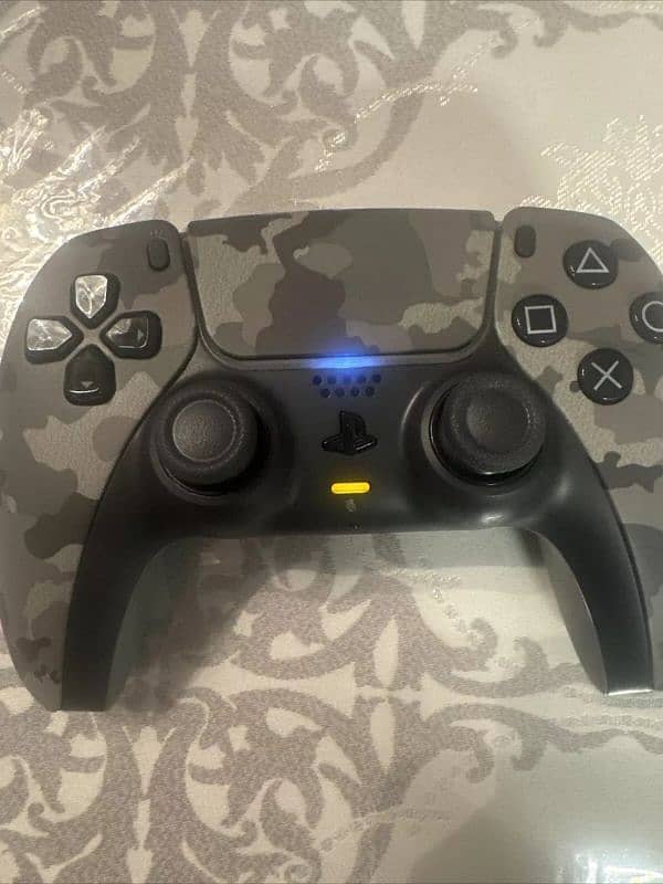 PS5 Controller Original Camo Used 3