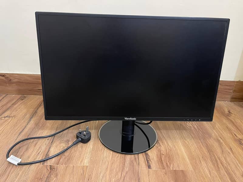 View Sonic  Full HD- LED Monitor Model: VA 2407H -24"  used only 6 mo 3