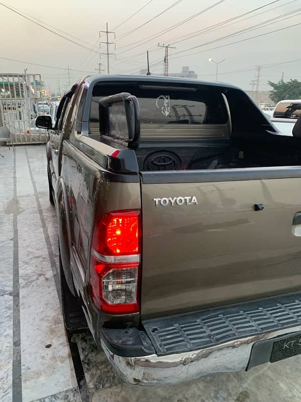 Toyota Hilux Vigo Champ 2014 GX 3